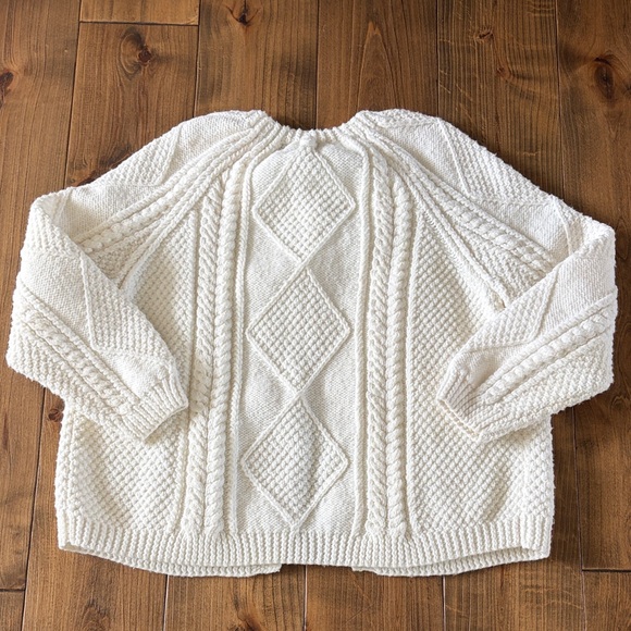 Hand knit Classic Cable Knit Women’s Sweater Cardigan - White - Picture 2 of 3